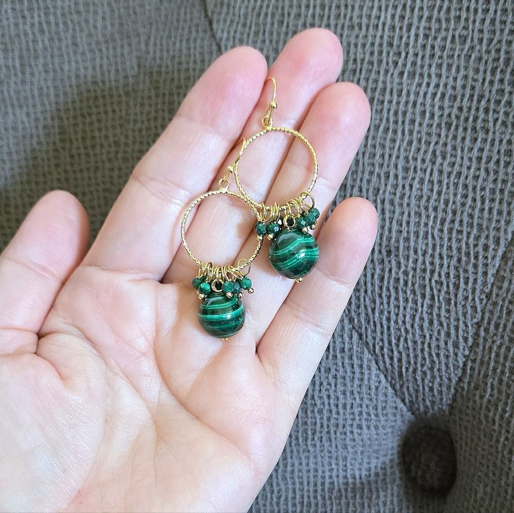 Iris & Lily Malachite💚 Cluster Dangle Earrings - Picture 8 of 15
